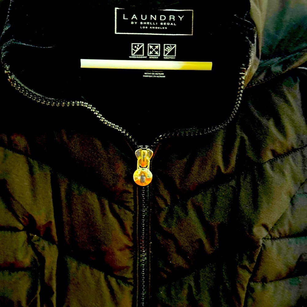 Beautiful winter coat! - Picture 3 of 5